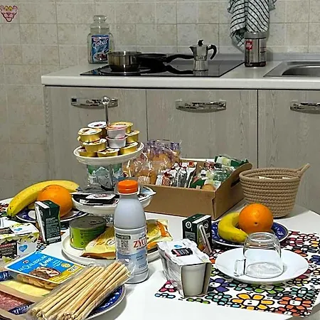 Dimora Ripicella 아파트호텔 이볼리